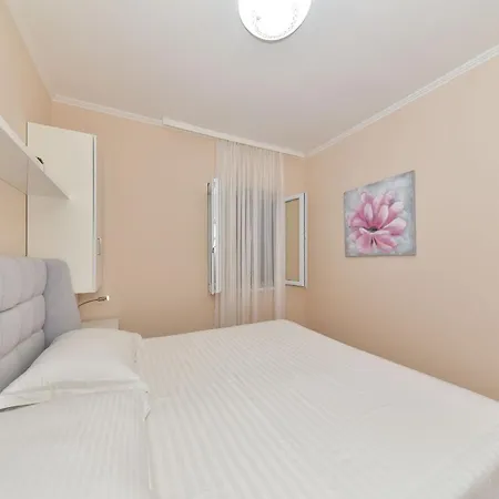 Medanic Apartmán *