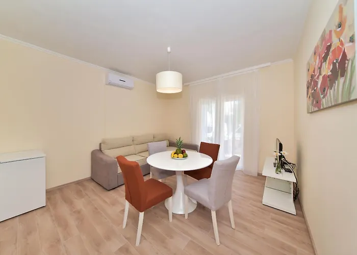 Apartament Medanic